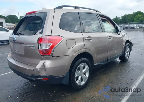 2016 Subaru Forester 2.5I Premium z USA, uszkodzony, nr VIN JF2SJADC5GH439059
